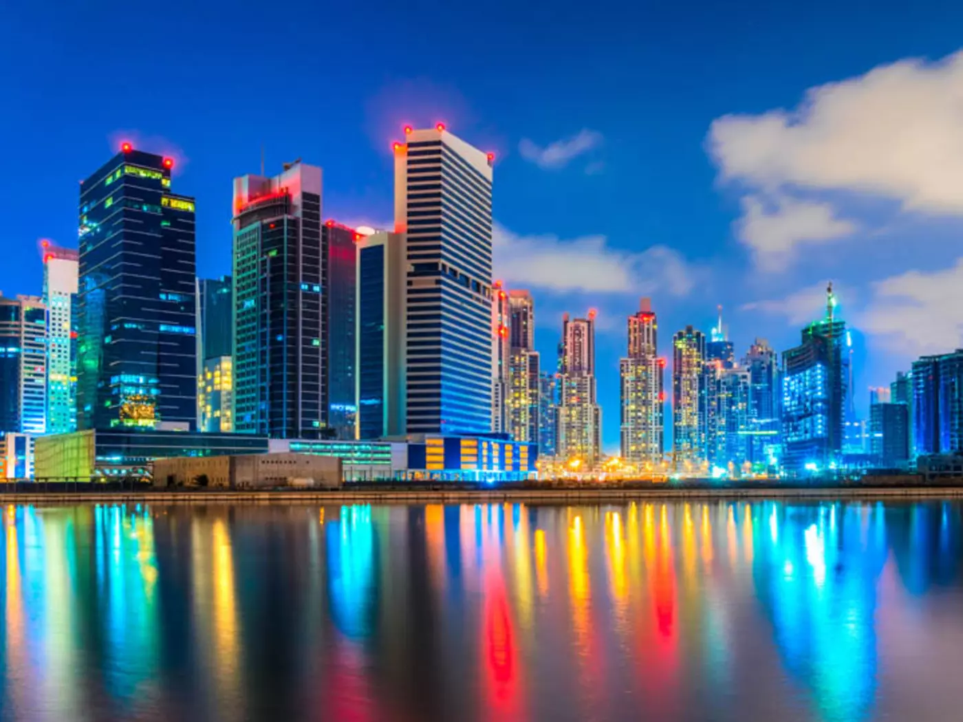 Dubai's history dates to 1580 when the major industry was pearling