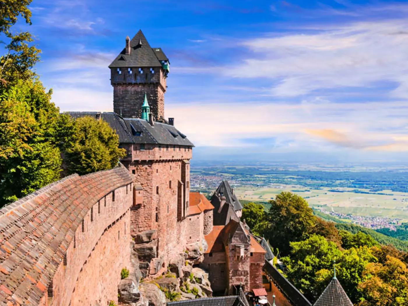 Since its construction in the 12th century, the Haut-Koenigsbourg castle has been witness to European conflicts and rivalries