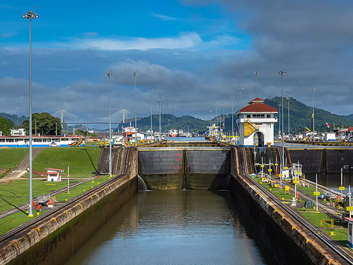 Miraflores locks, Panama Canal