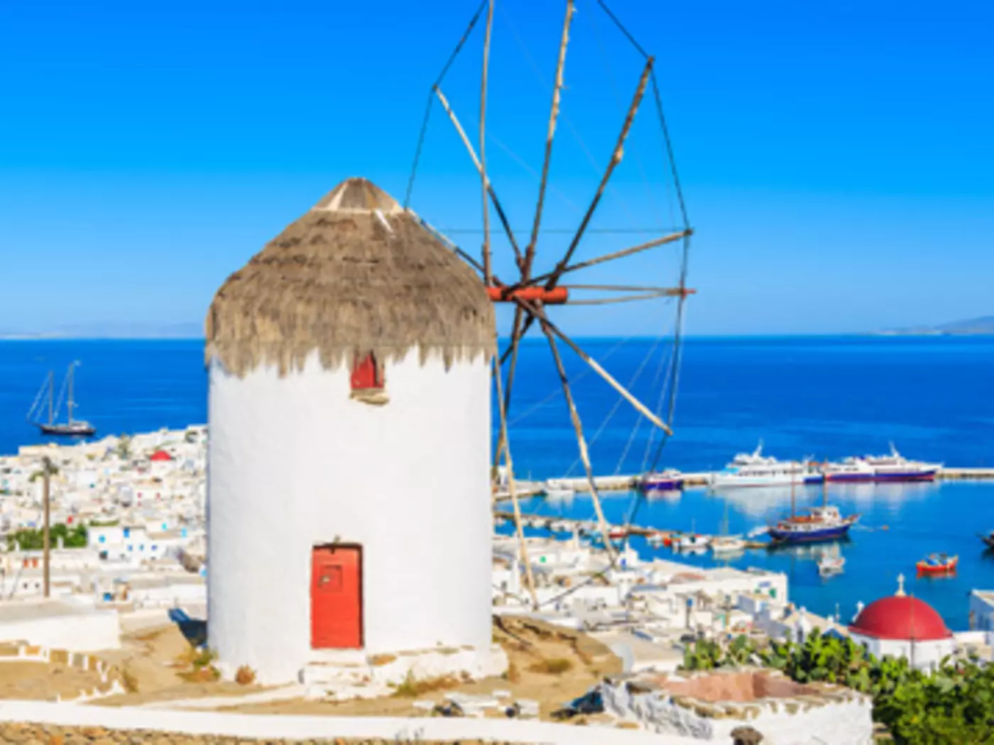 Mykonos port