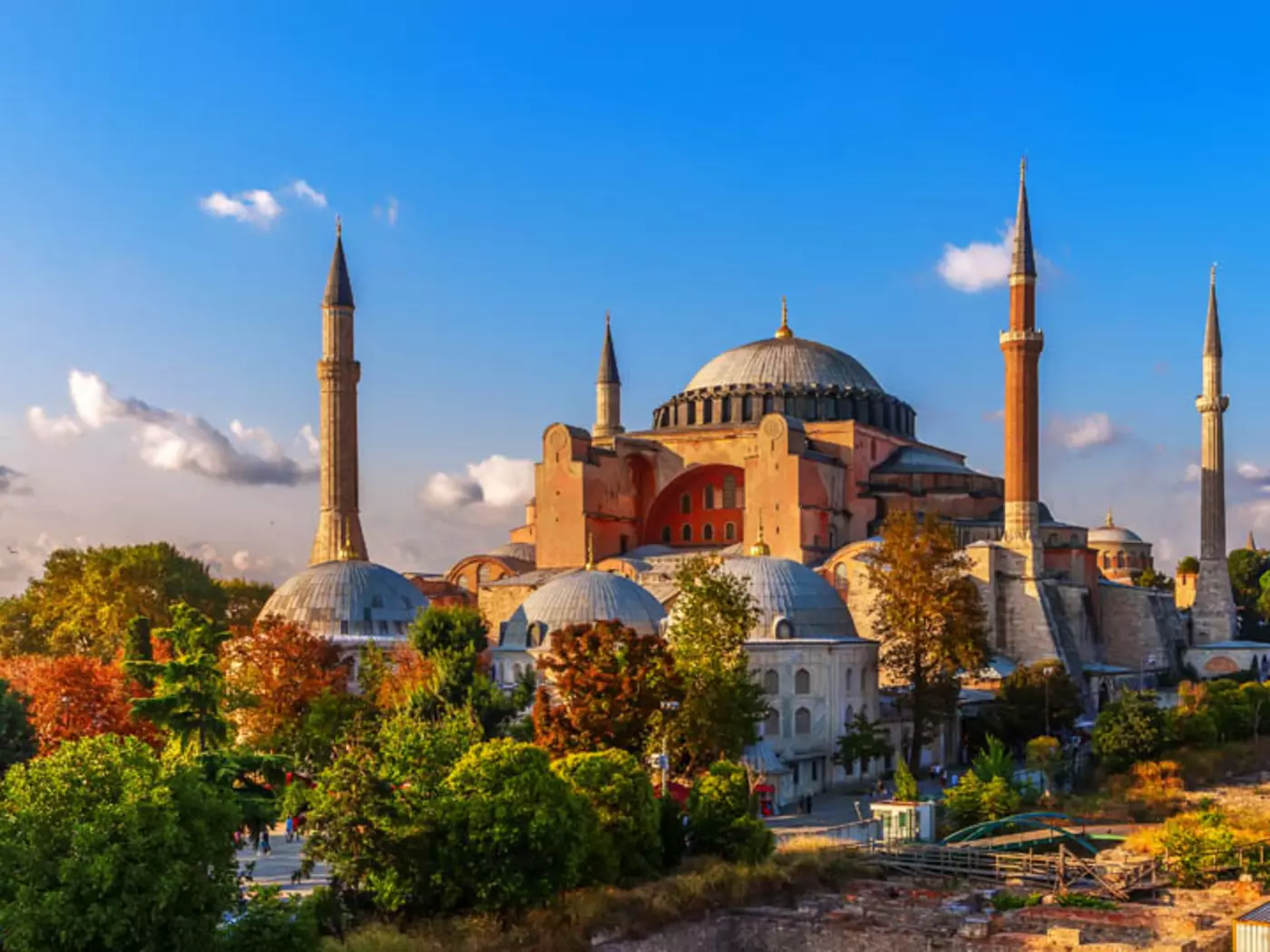 An architectural gem, Hagia Sophia has played an important role in both the Byzantine and Ottoman Empires