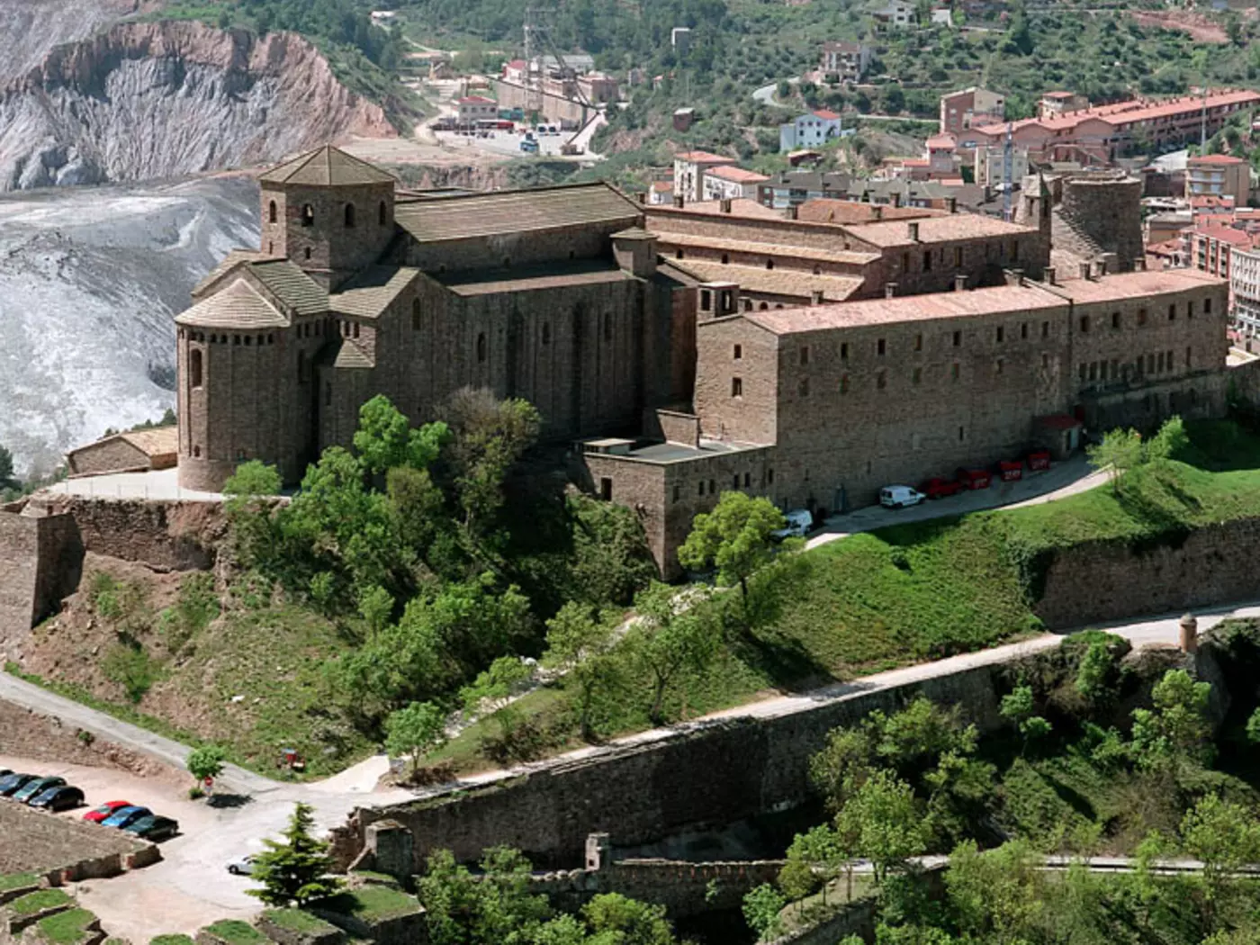 Parador de Cardona is a beautiful medieval castle with centuries of history