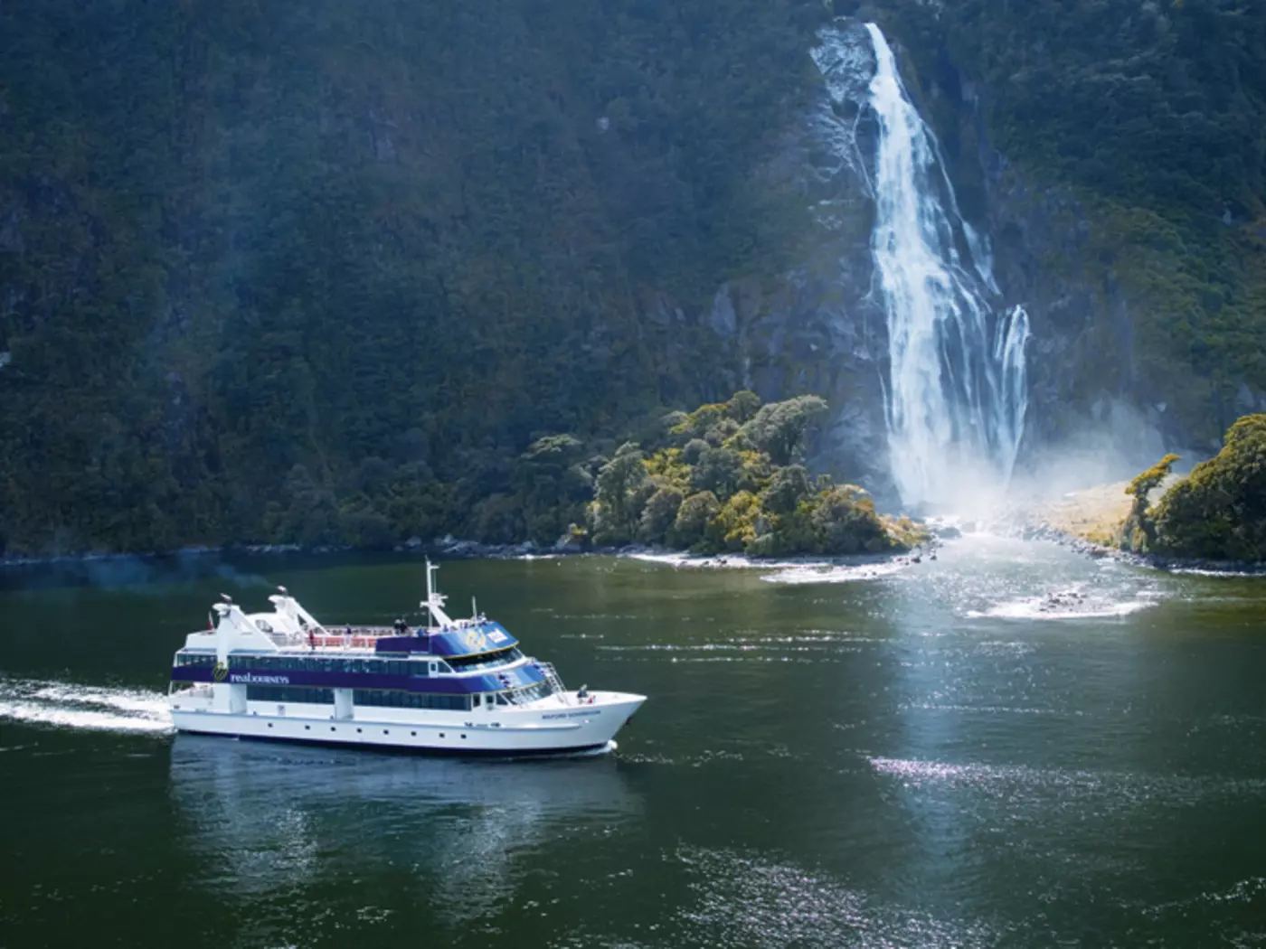 Cruising Milford Sound