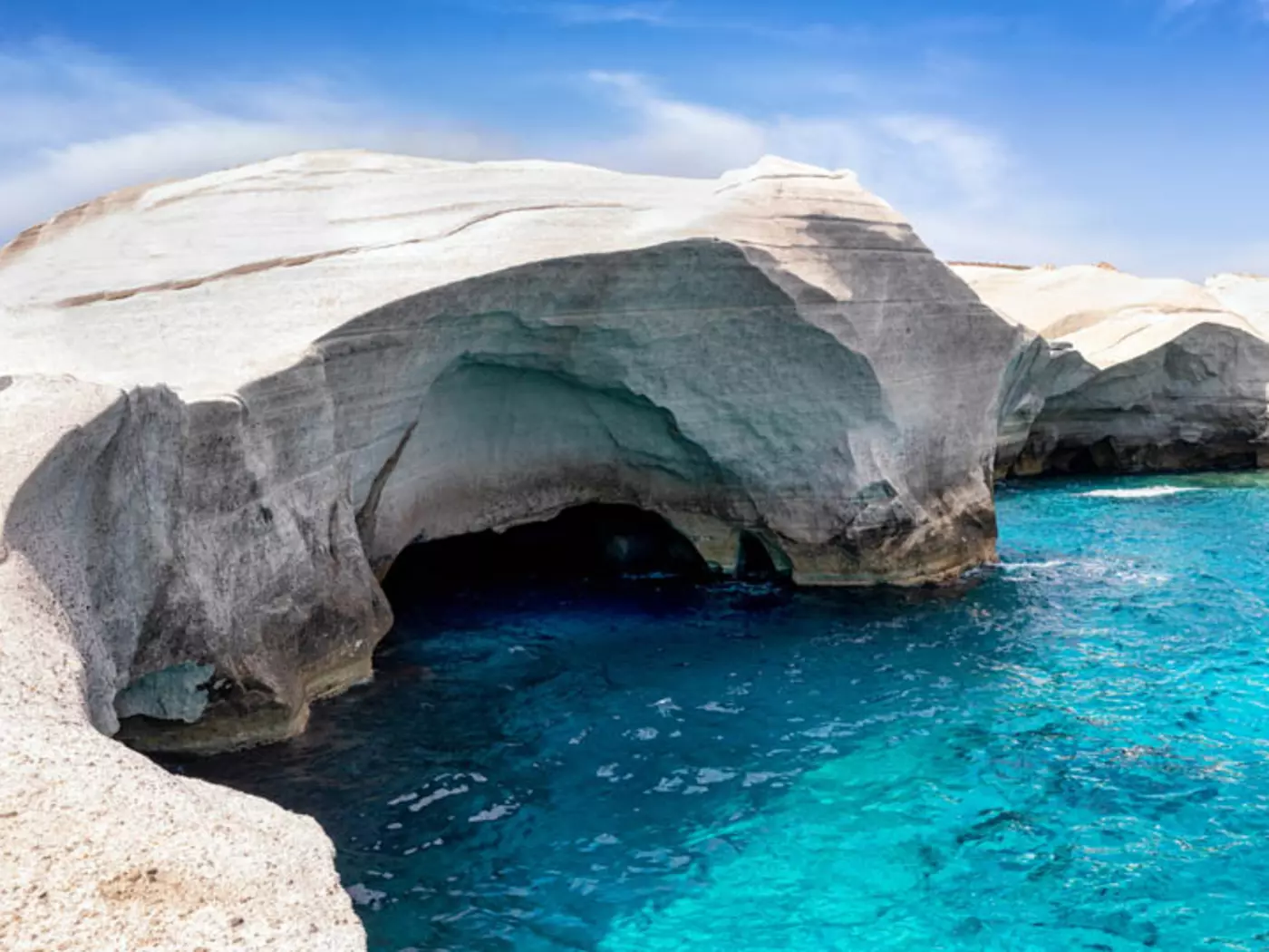 Sarakiniko Beach, Milos