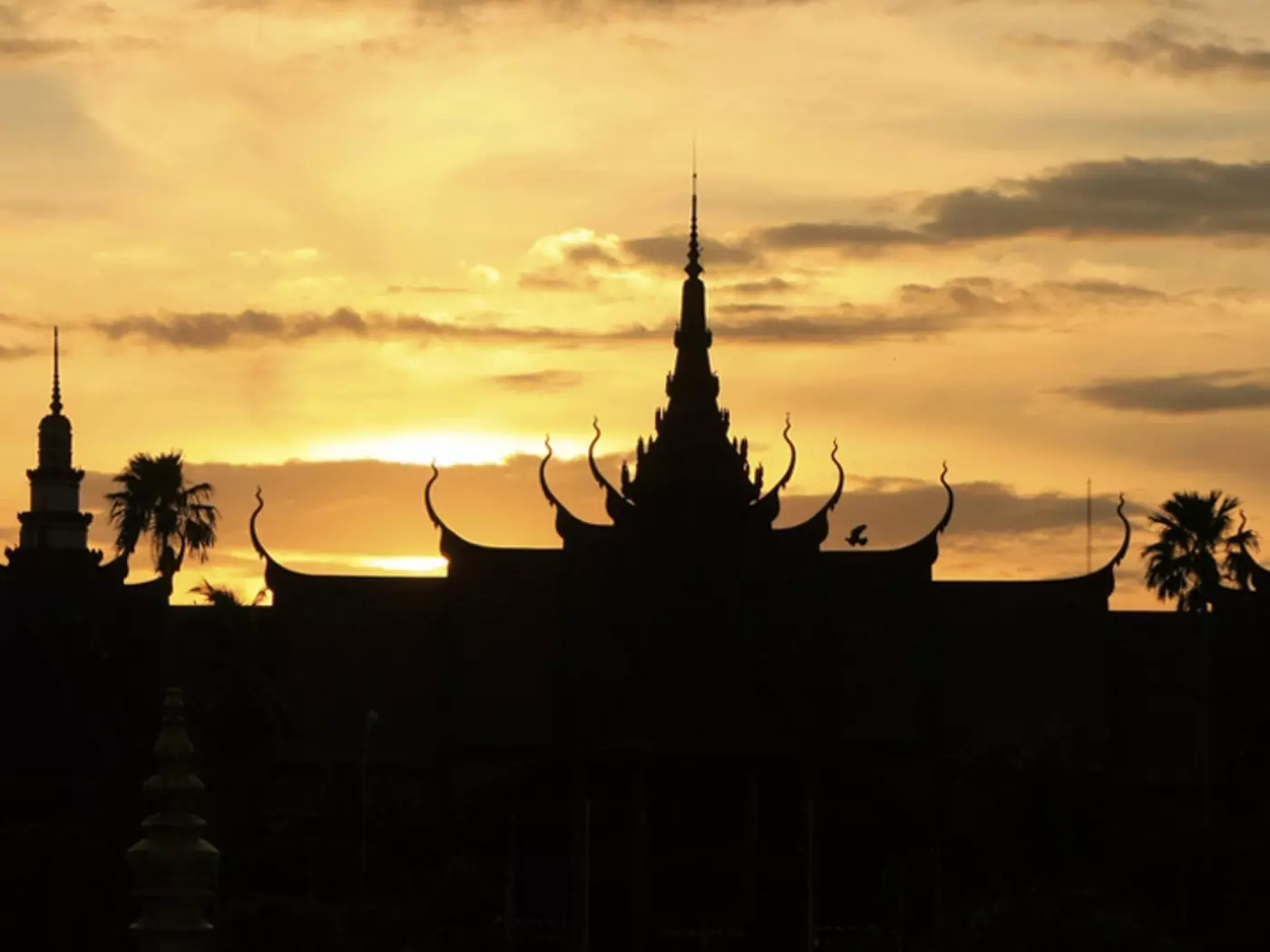 Silhouette of National museum