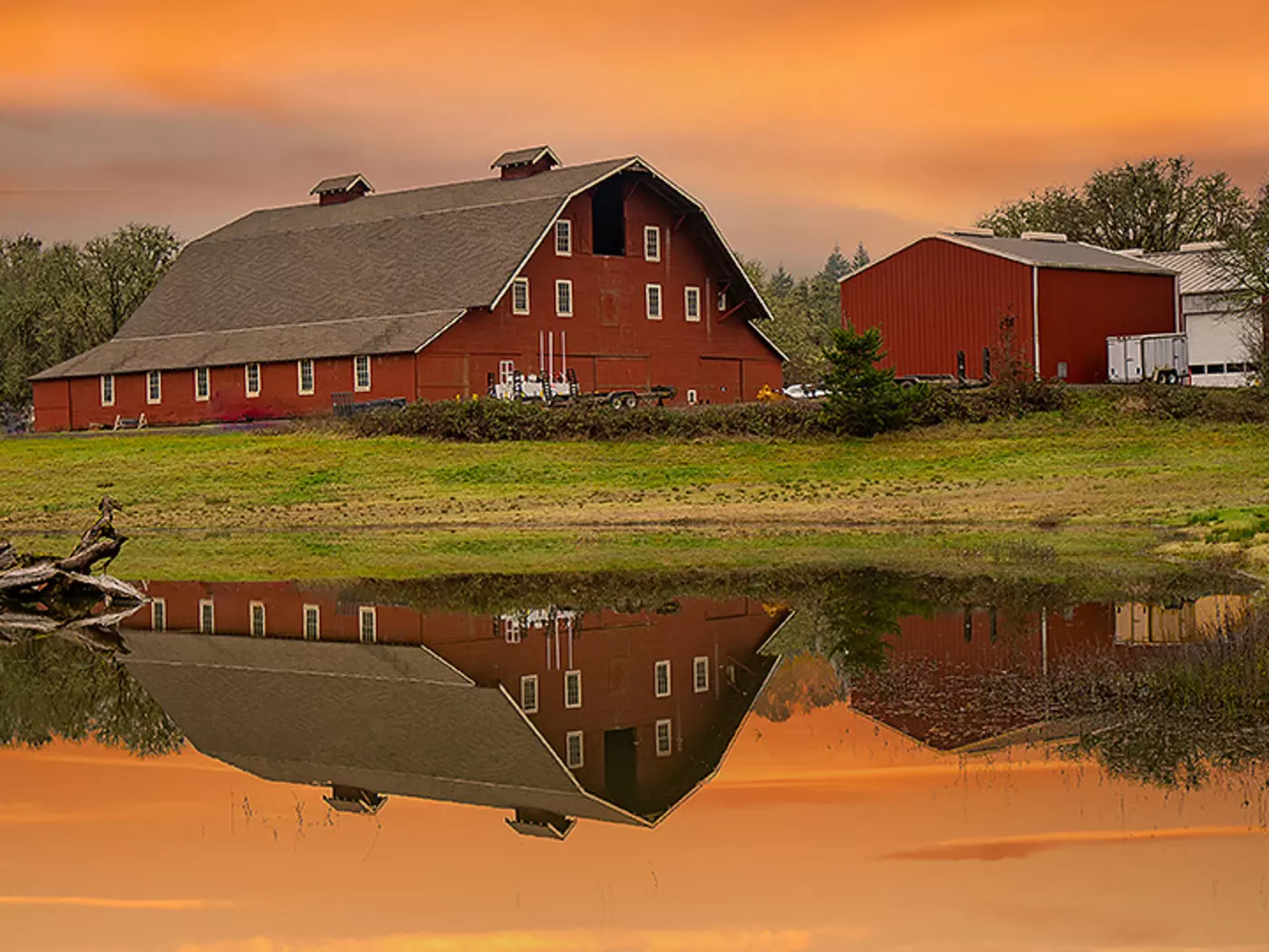 Stretching for 150 miles, the Willamette Valley is home to more than 700 wineries