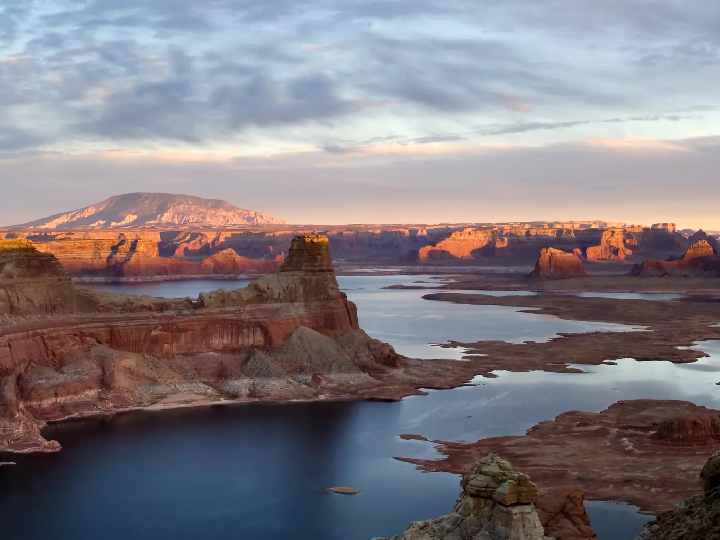 Capture the sights of Lake Powell