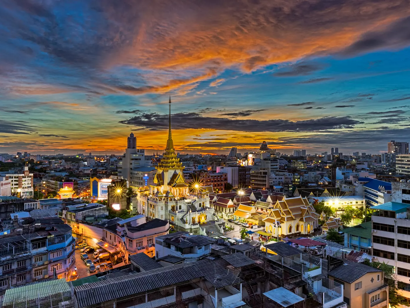 Explore the nightlife of Bangkok
