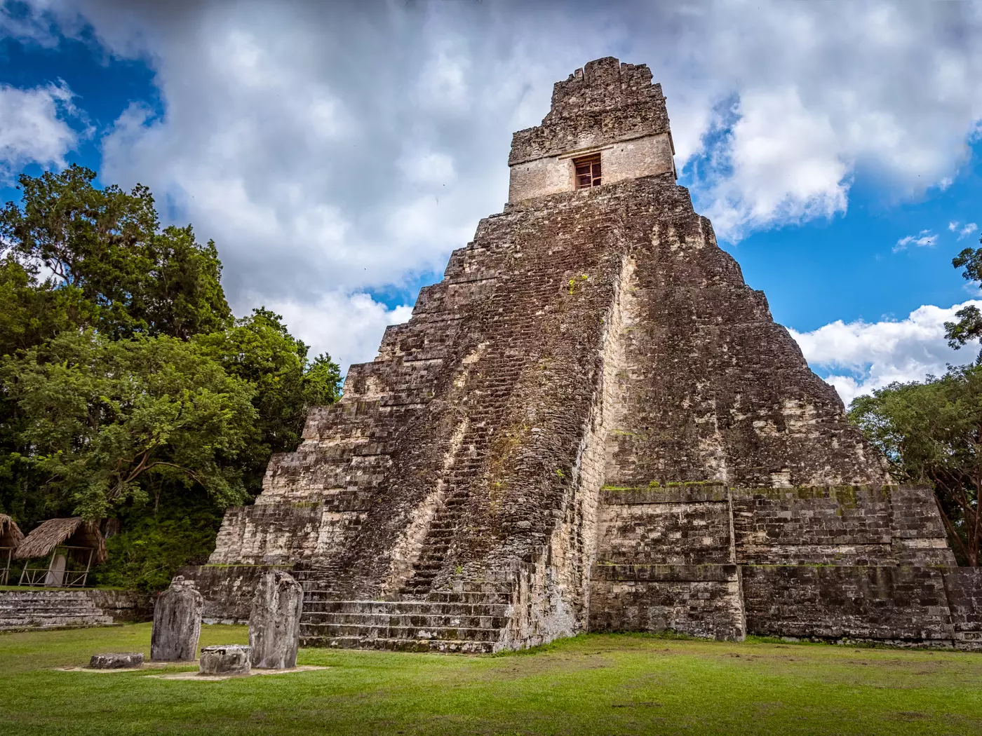 Wander the history of Tikal National Park