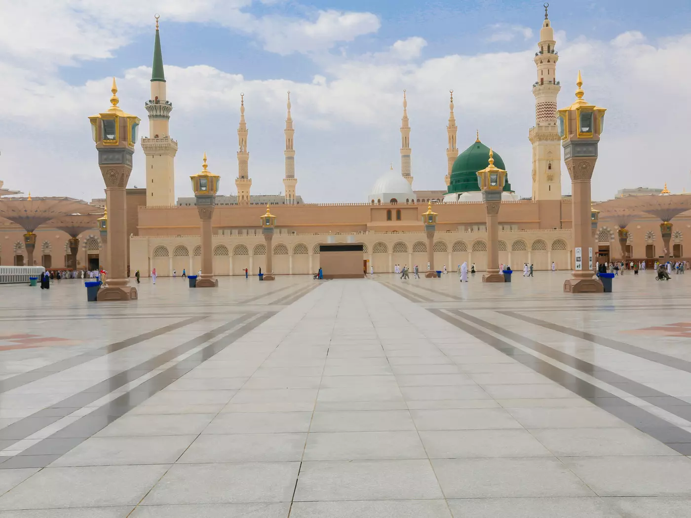 Mosque of the Prophet Medina's 'Mosque of the Prophet' was the second mosque built by the Islamic prophet Muhammad