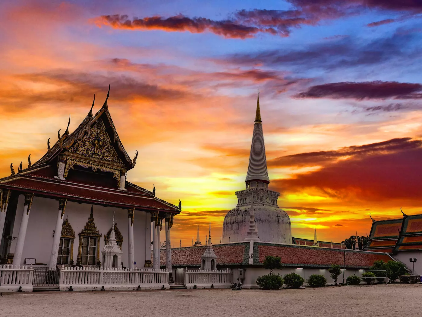 Wat Phra Mahathat Woramahawihan