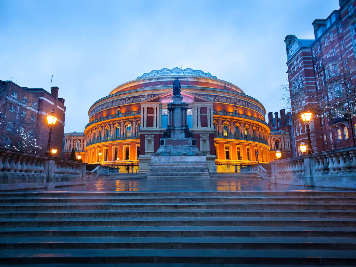 Catch a show at the Royal Albert Hall