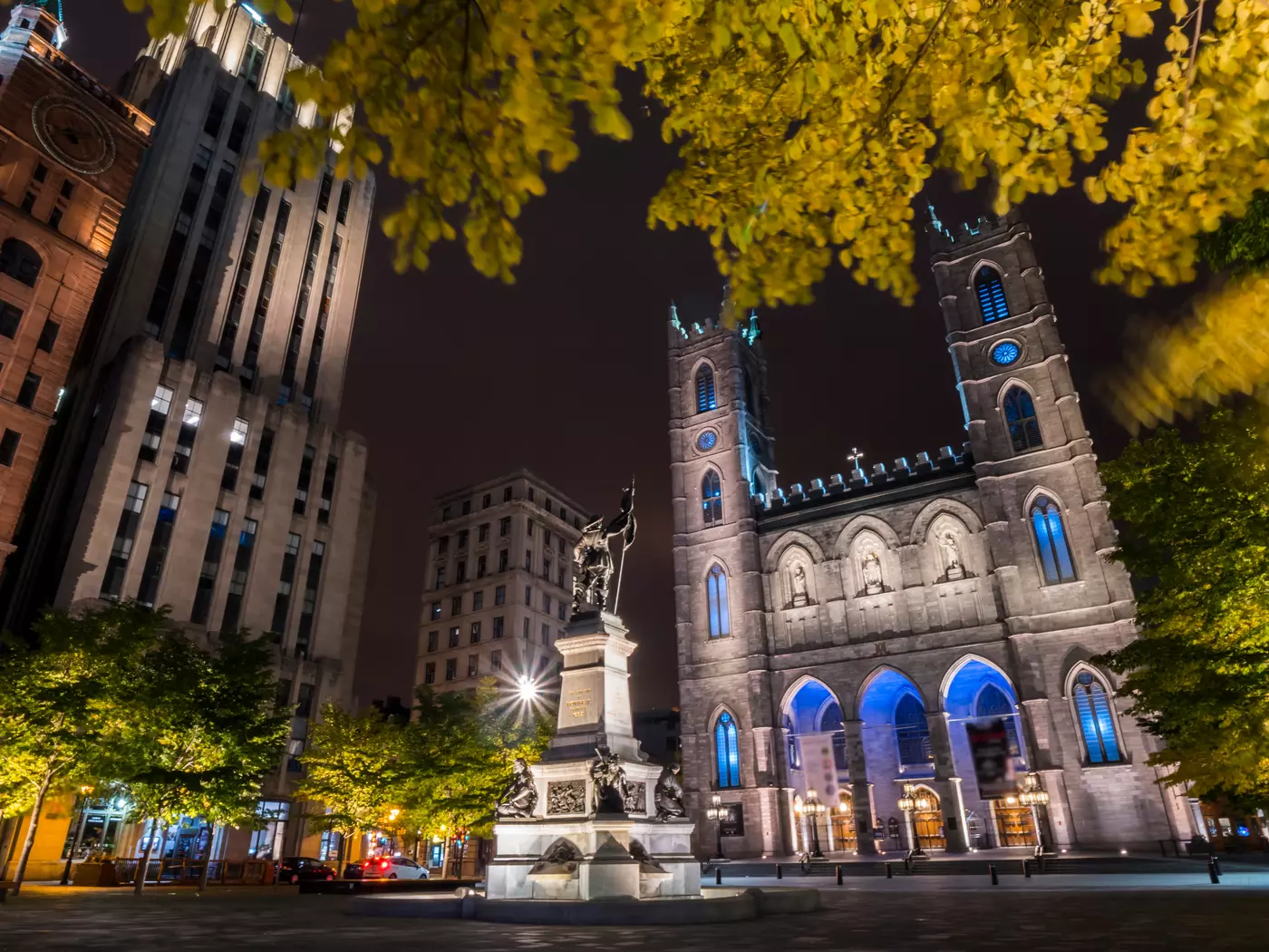 Beautiful Notre Dame Cathedral, Montréal, Quebec