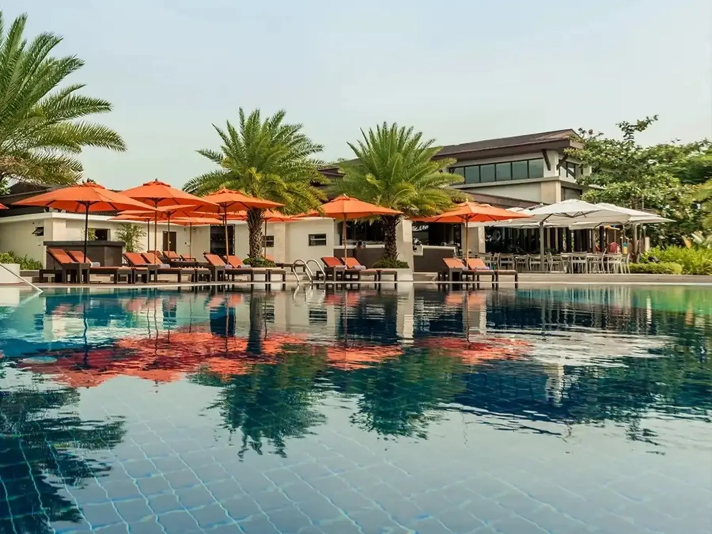 Crimson Resort