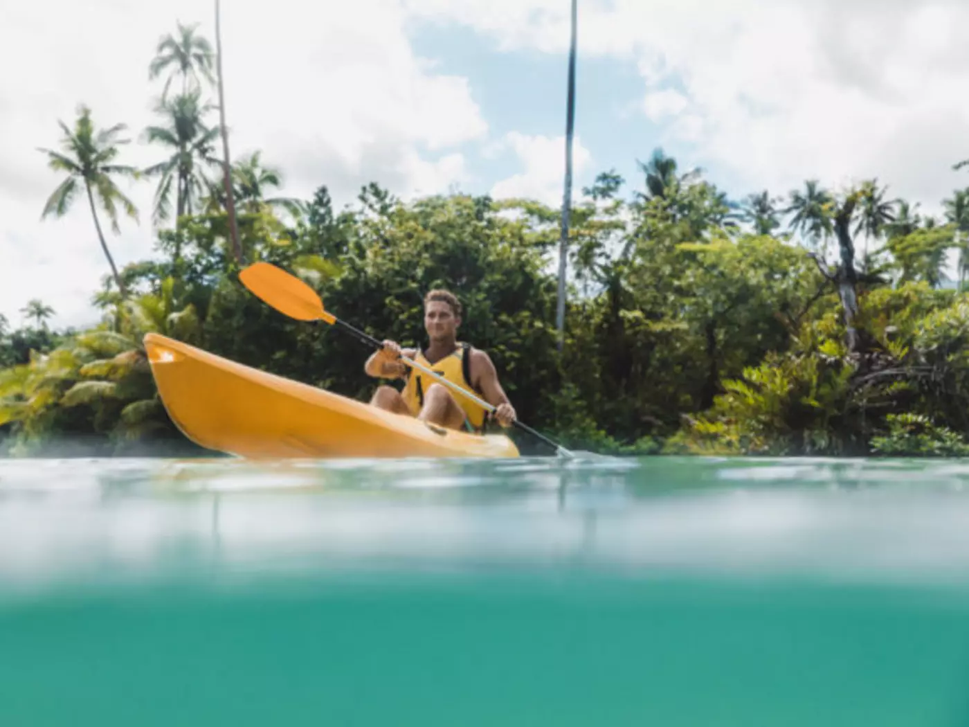 Kayaking, Courtesy of Sinalei Reef Resort & Spa