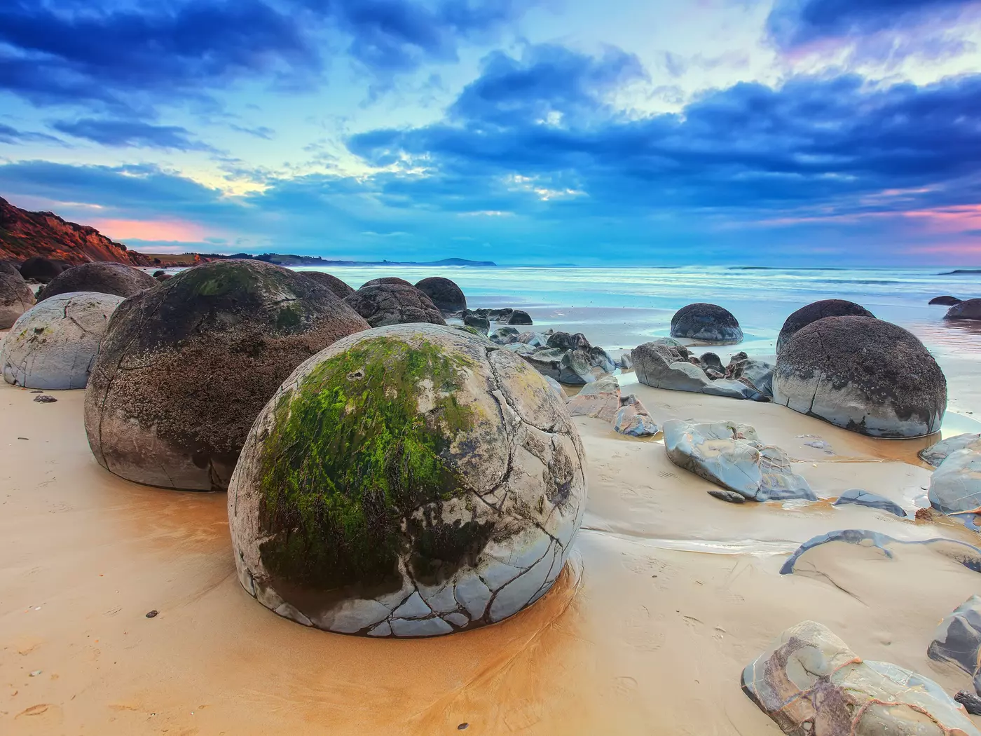 Moeraki Boulders