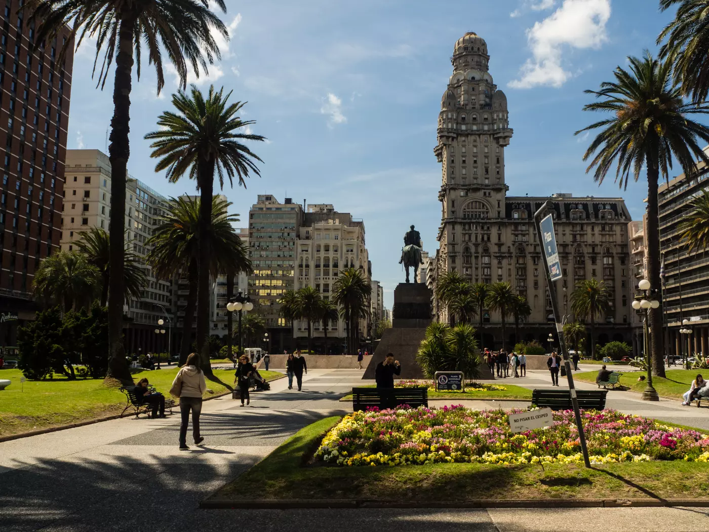 Plaza de la Independencia, Montevideo