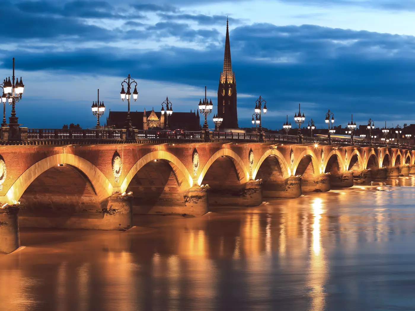 Pont de Pierre bridge, Bordeaux