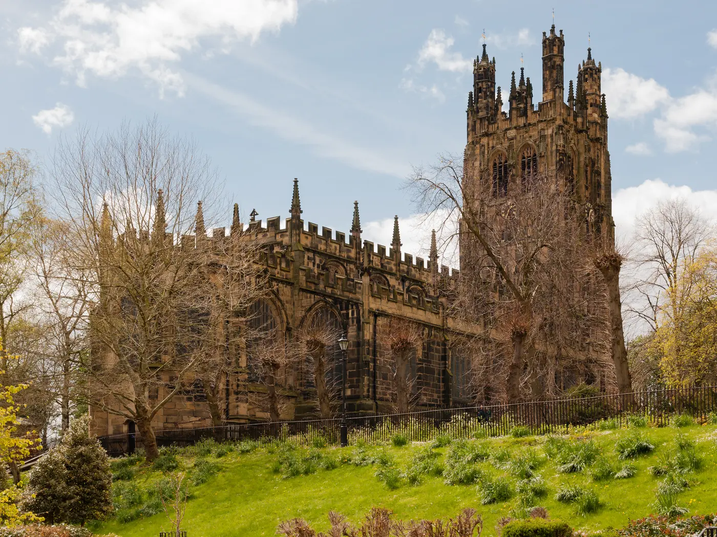 Saint Giles, Wrexham