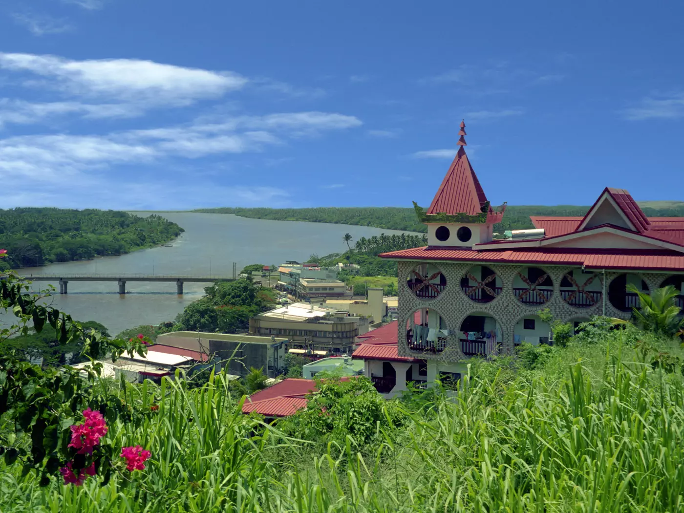 Cruise the Sigatoka River
