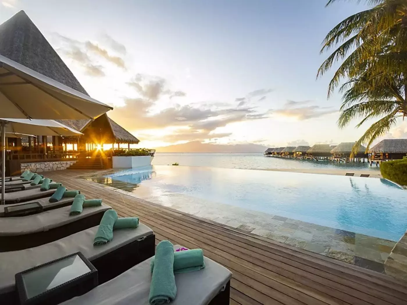Enjoy Tahiti's Beautiful Resorts