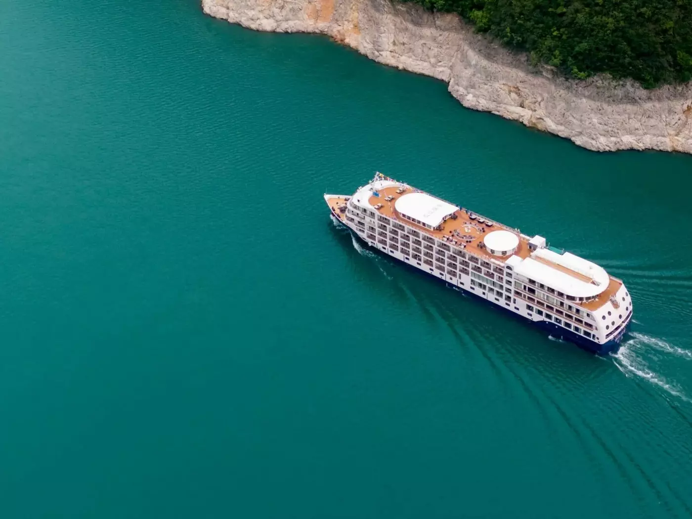 The Yangzi Explorer