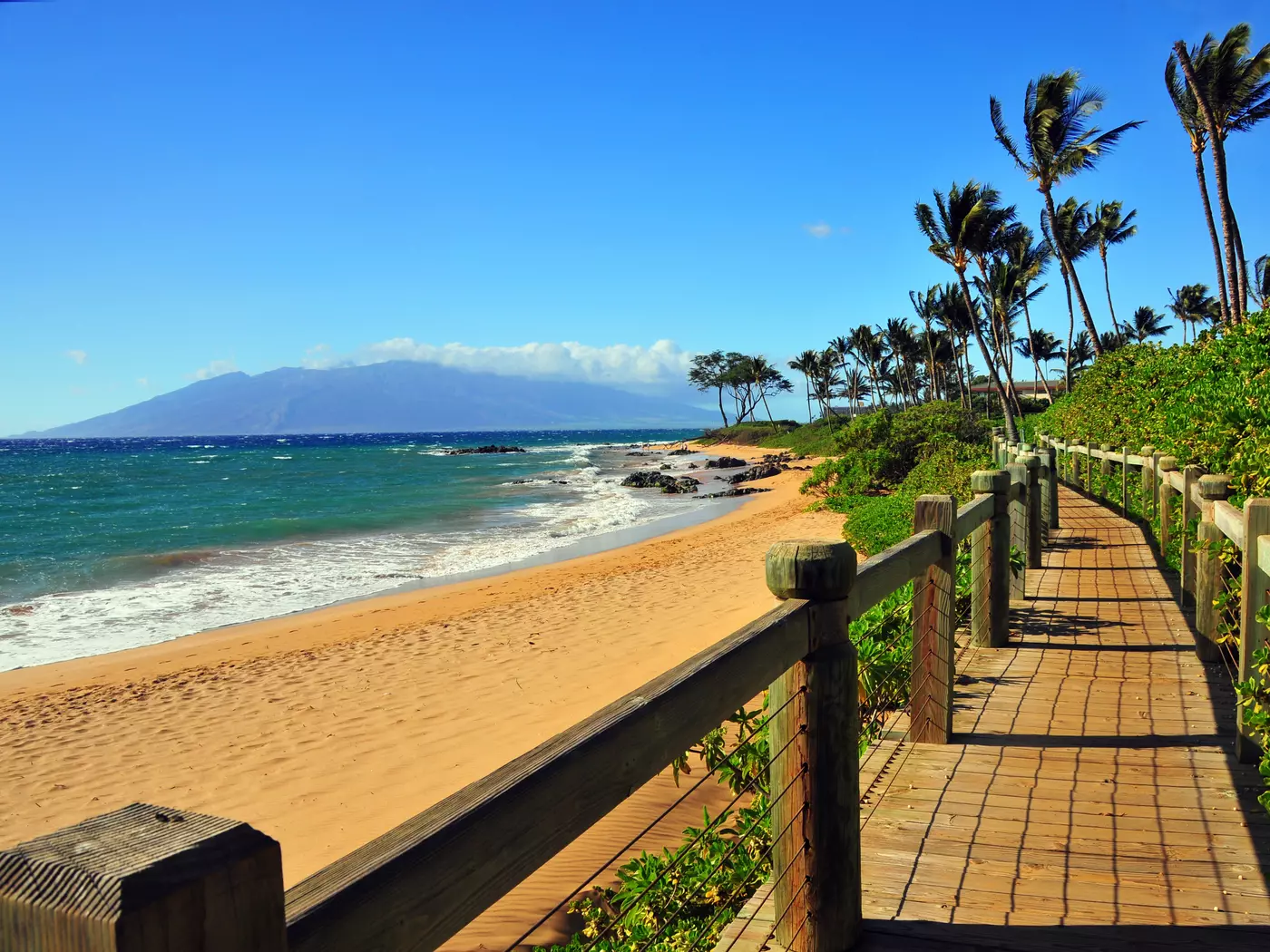 Stroll along Wailea Beach Walkway, Maui 