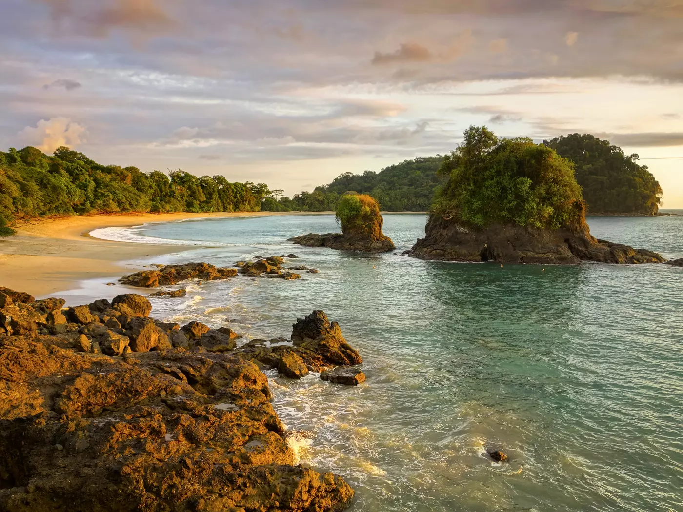 Manuel Antonio beach