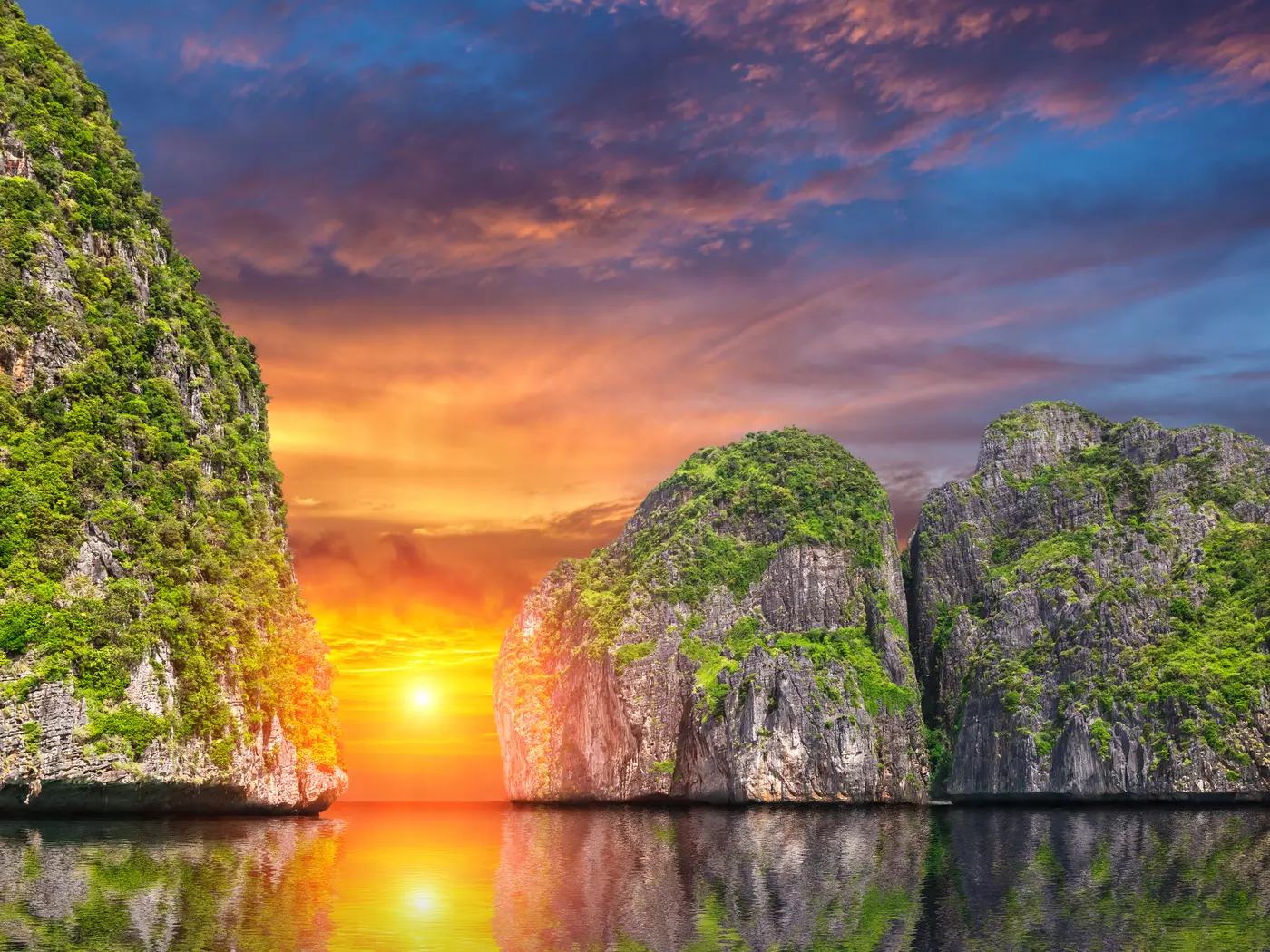 Explore the stunning beauty and vastness of incredible Southern Thailand