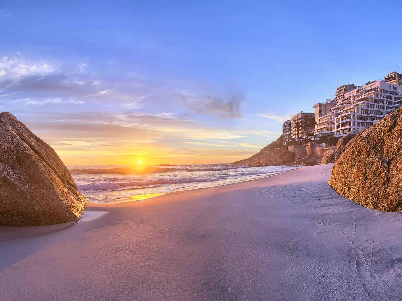 Cape Town features many beautiful Atlantic Beach communities