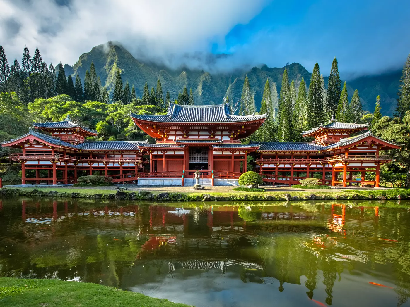 Byodo-In Temple, Ko'olau Mountains