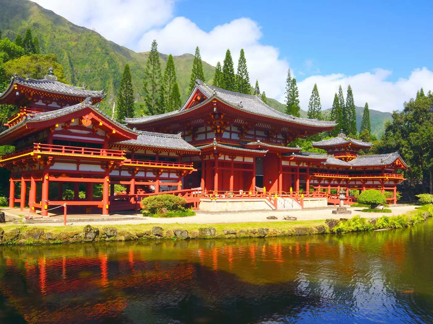 Byodo-In Temple, Valley of the Temples, Oahu