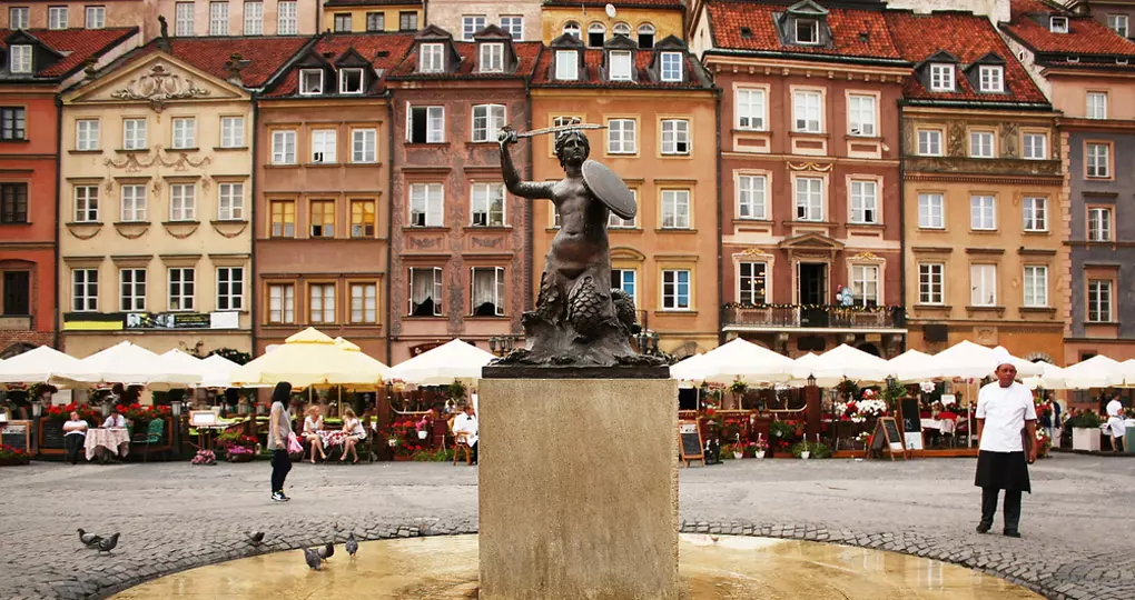 Central Warsaw is the starting point for many of our Warsaw tours. Central Warsaw is the starting point for many of our Warsaw tours.