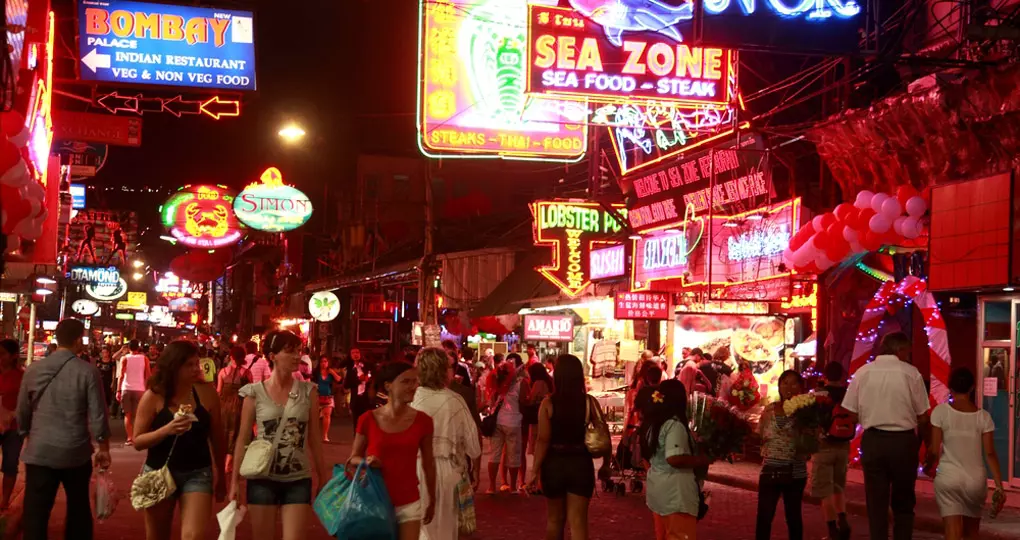 Crowd walking the streets of Pattaya