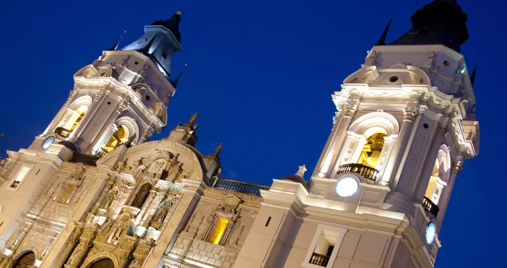 Cathedral Church on Plaza de Armas Cathedral Church on Plaza de Armas