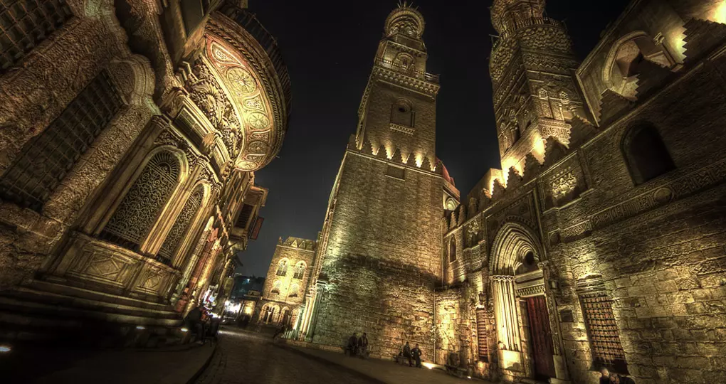 El Moez Street is always a popular stop on Cairo tours. El Moez Street is always a popular stop on Cairo tours.