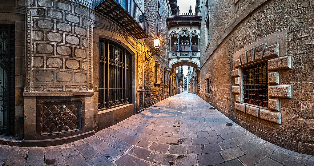 Live up the nightlife in the Gothic Quarter, filled with clubs, cafes, and bars to dance the night away Live up the nightlife in the Gothic Quarter, filled with clubs, cafes, and bars to dance the night away