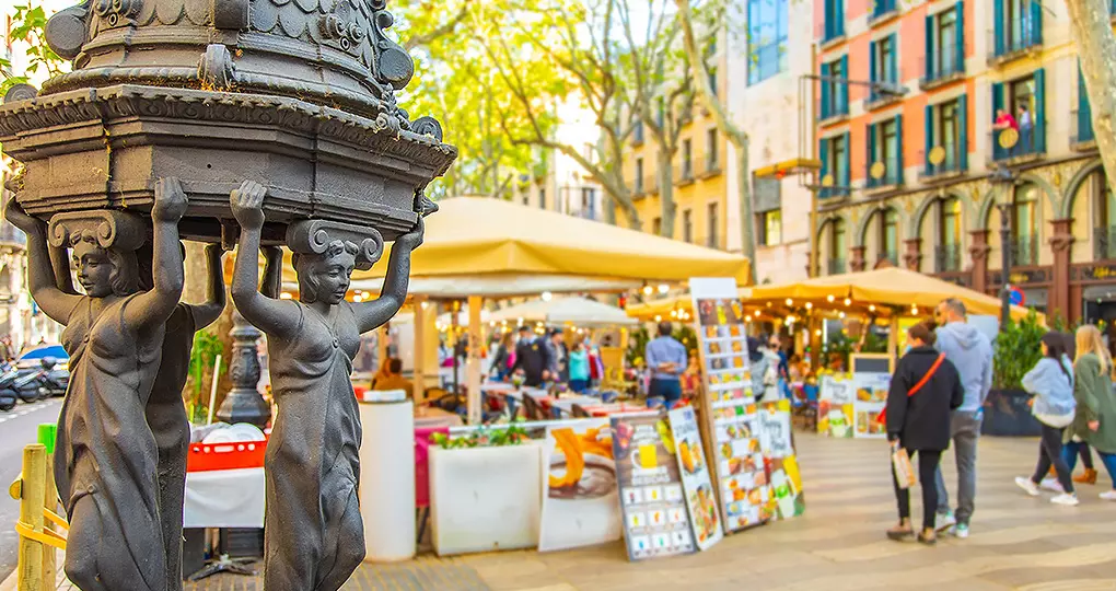 La Rambla shopping is a must inclusion for all Spain holidays. La Rambla shopping is a must inclusion for all Spain holidays.