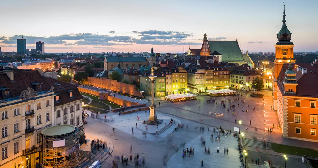 Twilight in the old town - always a great photo opportunity on your Poland vacation. Twilight in the old town - always a great photo opportunity on your Poland vacation.