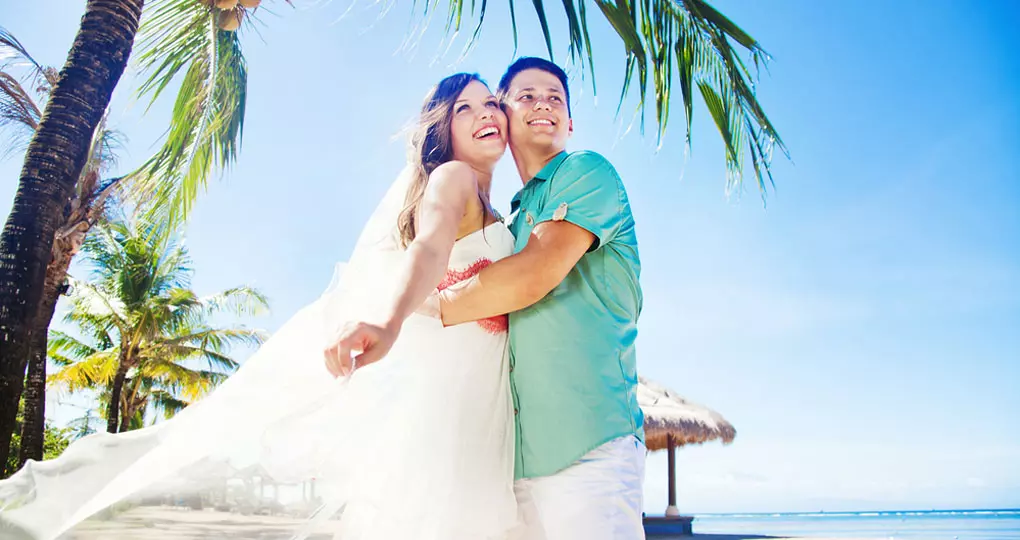 Bali - the perfect island for weddings. Start planning your trip to Bali today.