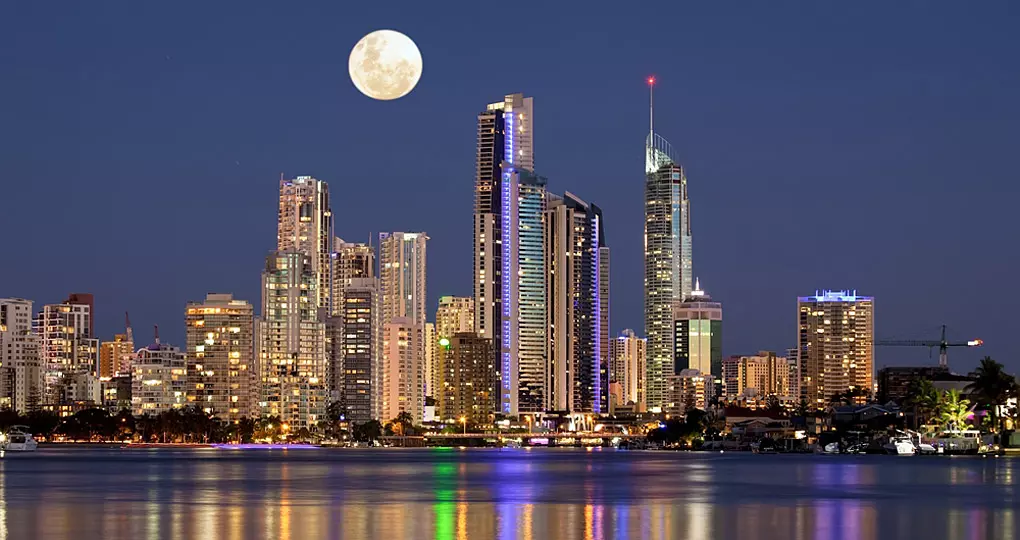Surfers Paradise at night Surfers Paradise at night