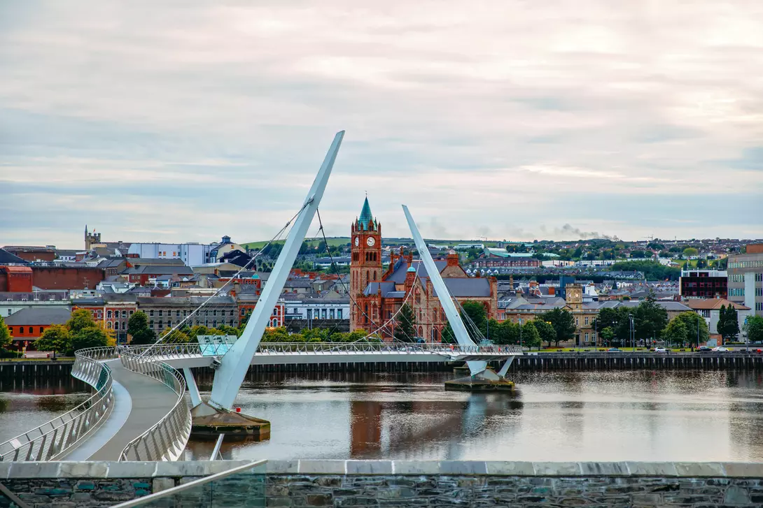  Illuminated Peace bridge in Derry Londonderry, City of Culture