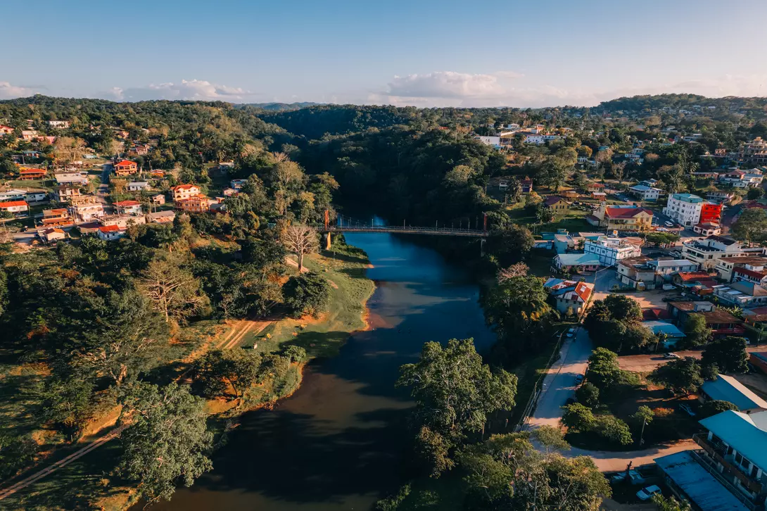 The towns of San Ignacio and Santa Elena are connected by a suspension bridge across the Macal River built in 1949