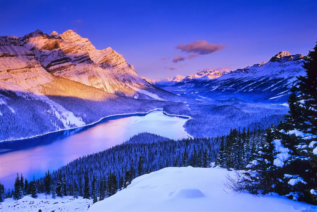 Peyto Lake in Banff National Park in the Canadian Rockies in the winter