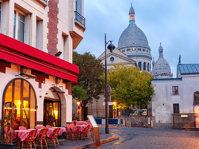 Explore the beauty of art history by talking a quick stroll through Montmartre
